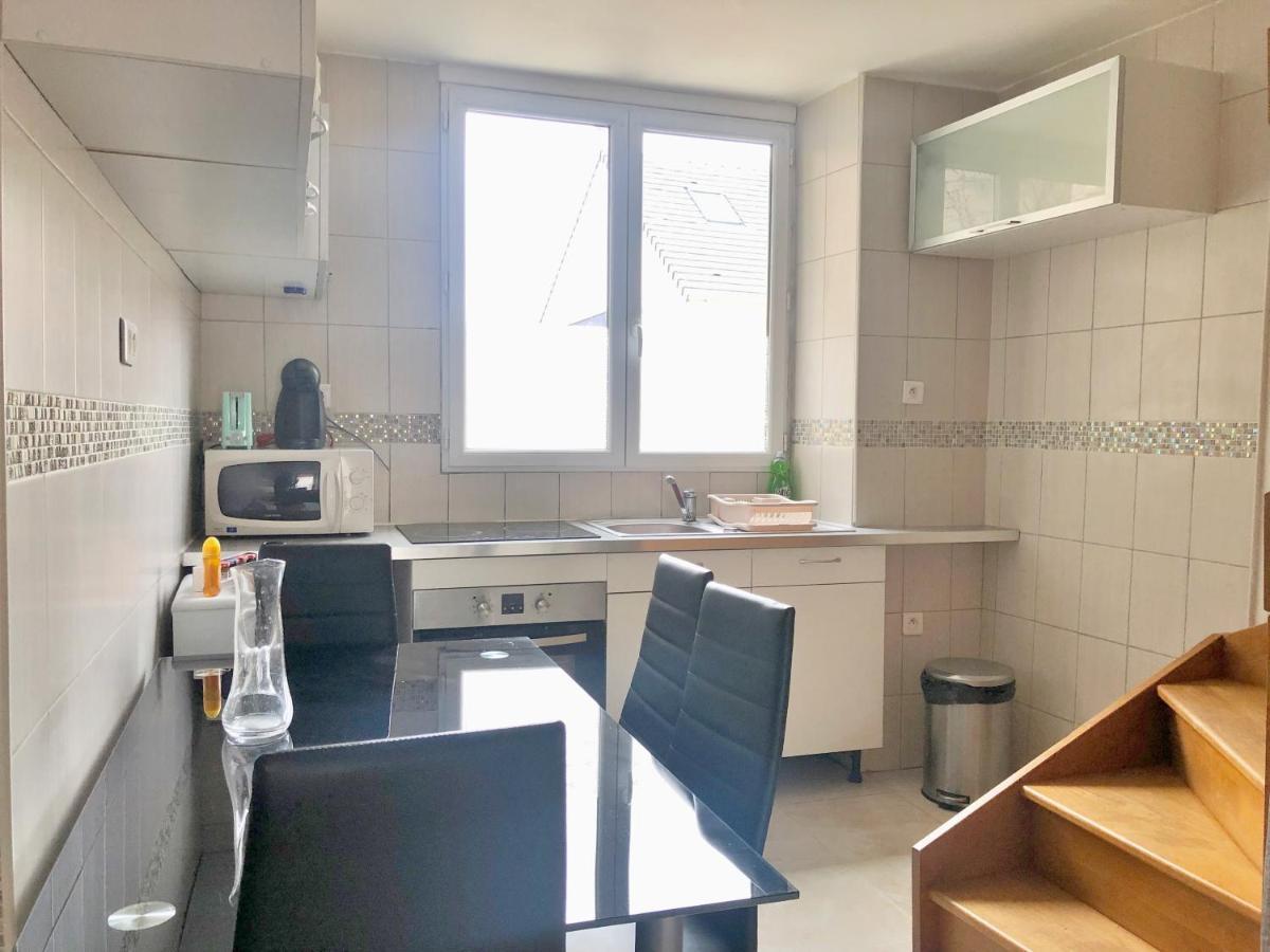Duplex 2 Chambres 4 Personnes - Bourg De Saclay Exterior foto